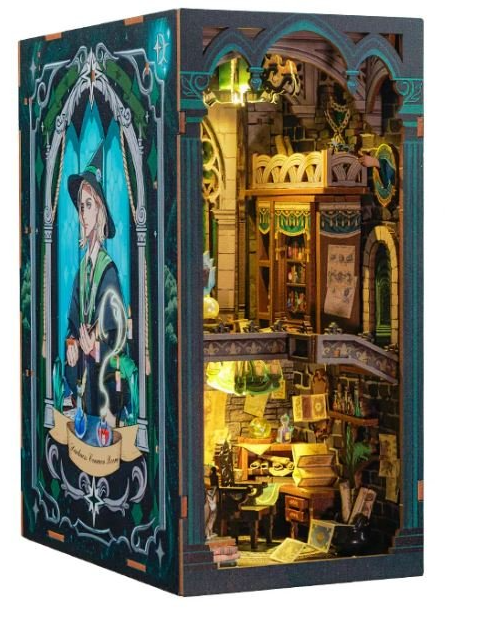 MAQUETA BOOK NOOK CON LUZ HECHIZOS OSCUROS